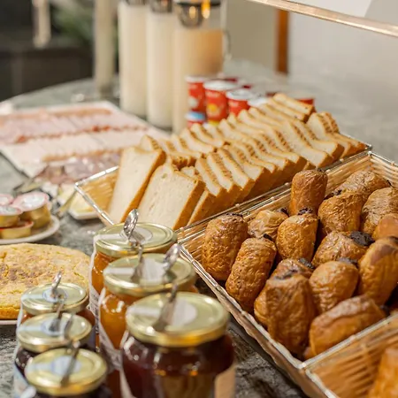 酒店 Centro Begona 3*