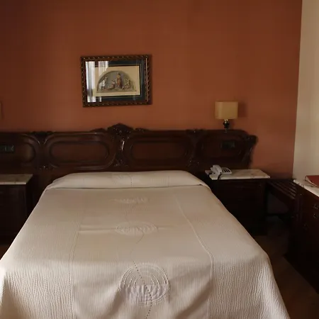 Centro Begona 3* גיחון