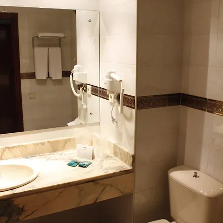 Centro Begona Hotel