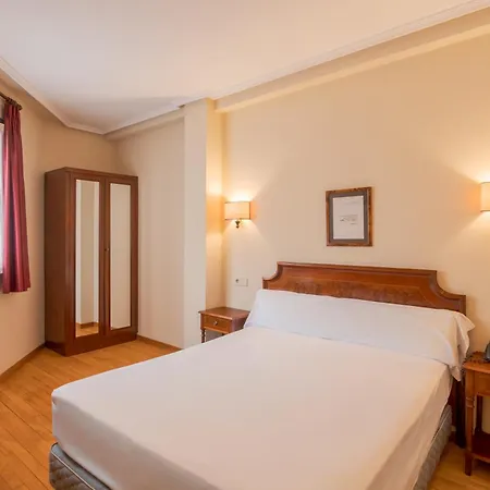Centro Begona מלון 3*