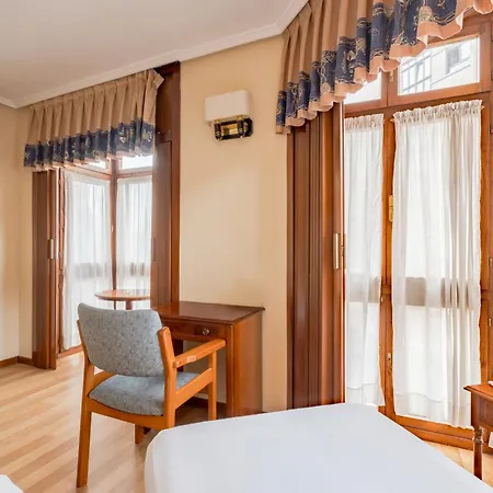 Centro Begona Otel Gijón