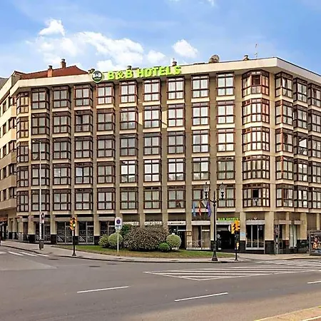Centro Begona 3* Gijón