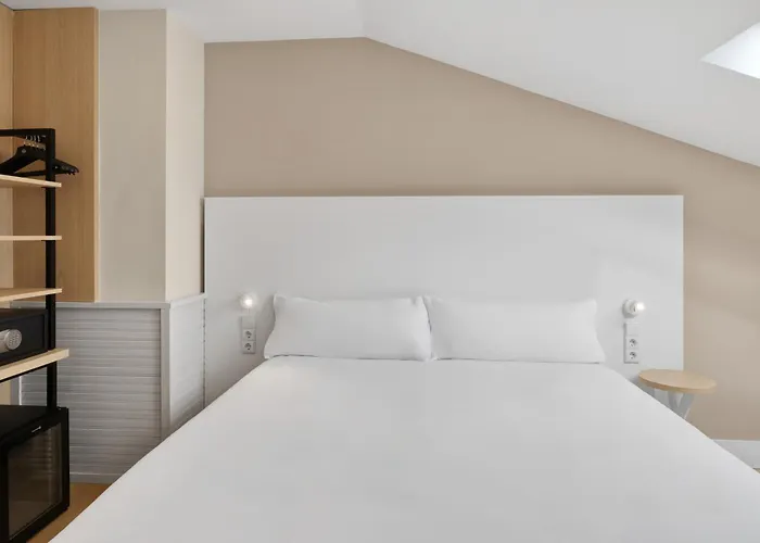 Centro Begona 3* Χιχόν