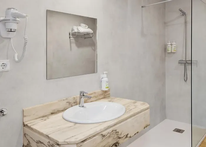 מלון Centro Begona גיחון