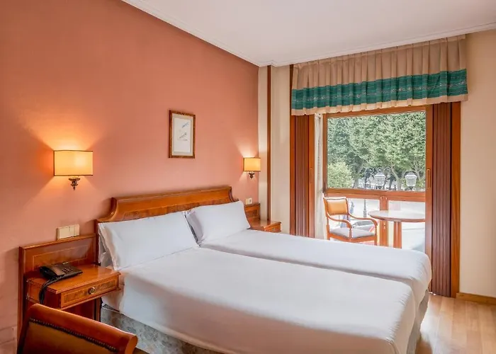 Centro Begona מלון 3*