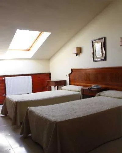 Hotel Centro Begona 3*